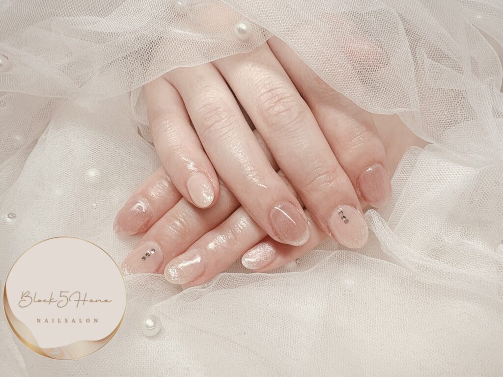 Nail No.4102【ベージュカラーマグネット】