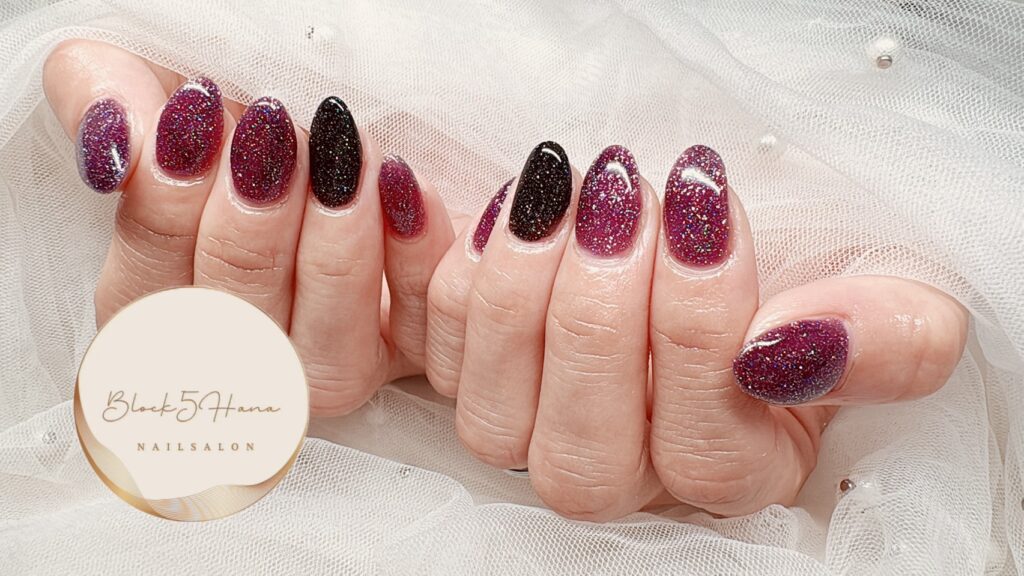 Nail No.4149【濃いめカラーベースのキラキラフラッシュ】