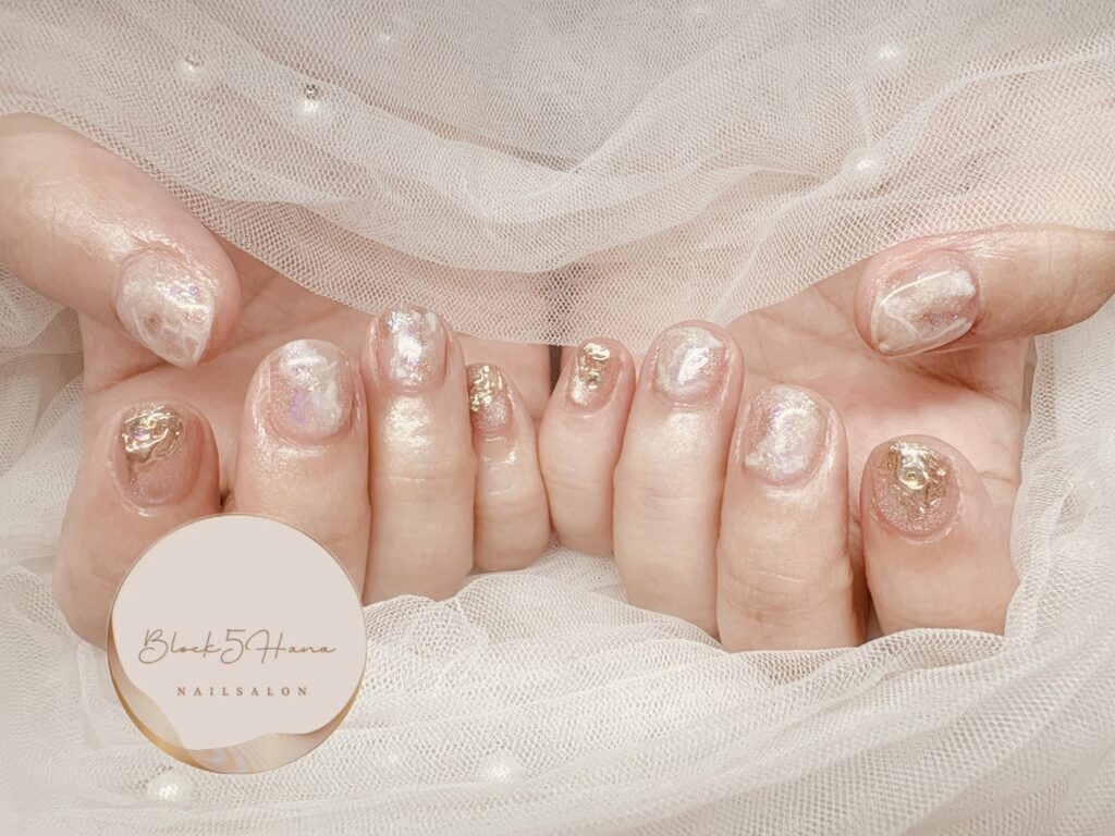 Nail No.4232【夏にぴったりのニュアンスマグネット】