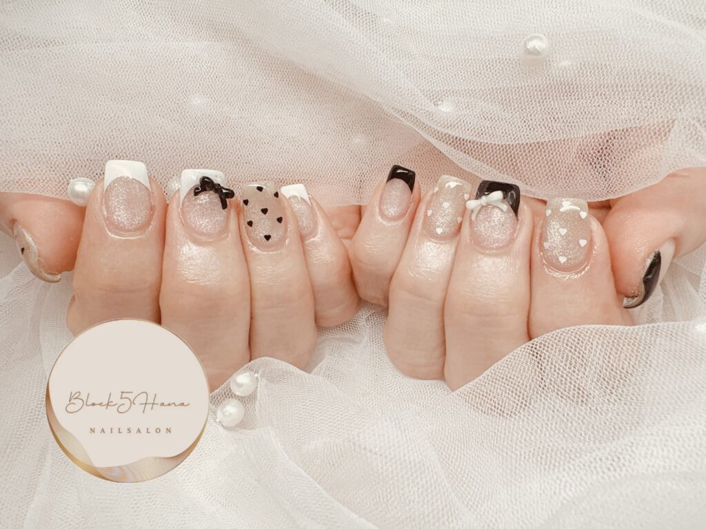 Nail No.4263【フレンチ×ドットネイル】