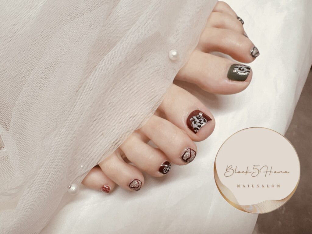 Nail No.4296【レオパード柄 フットネイル】