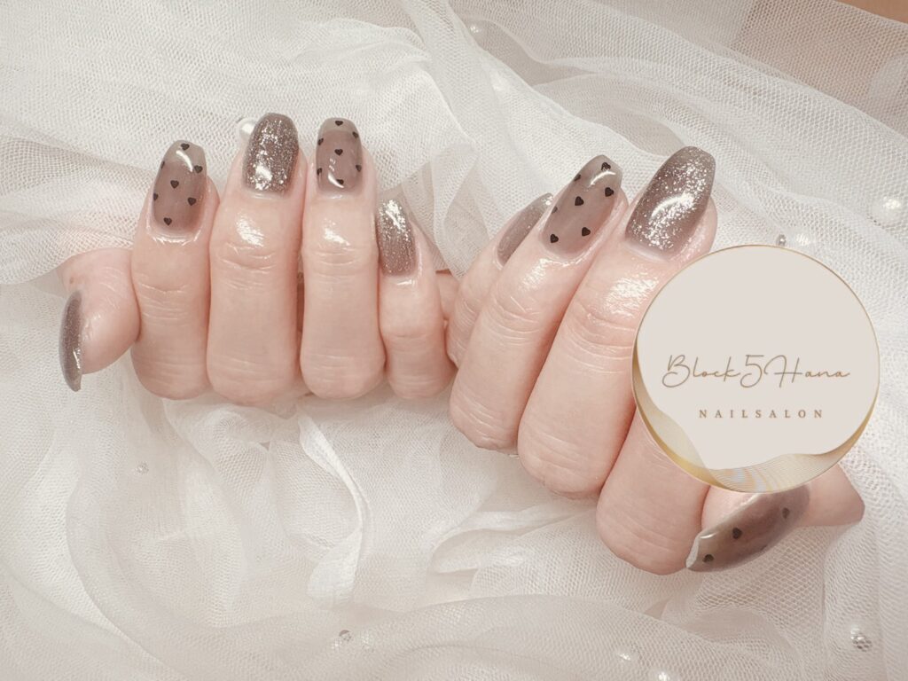 Nail No.4325【ハートとドット】