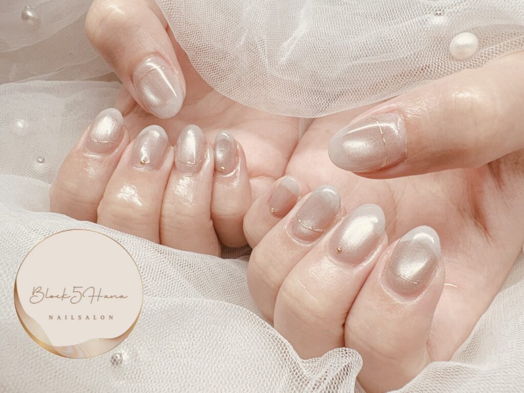 Nail No.4370【繊細ラインで魅せるマグネットニュアンスフレンチ】