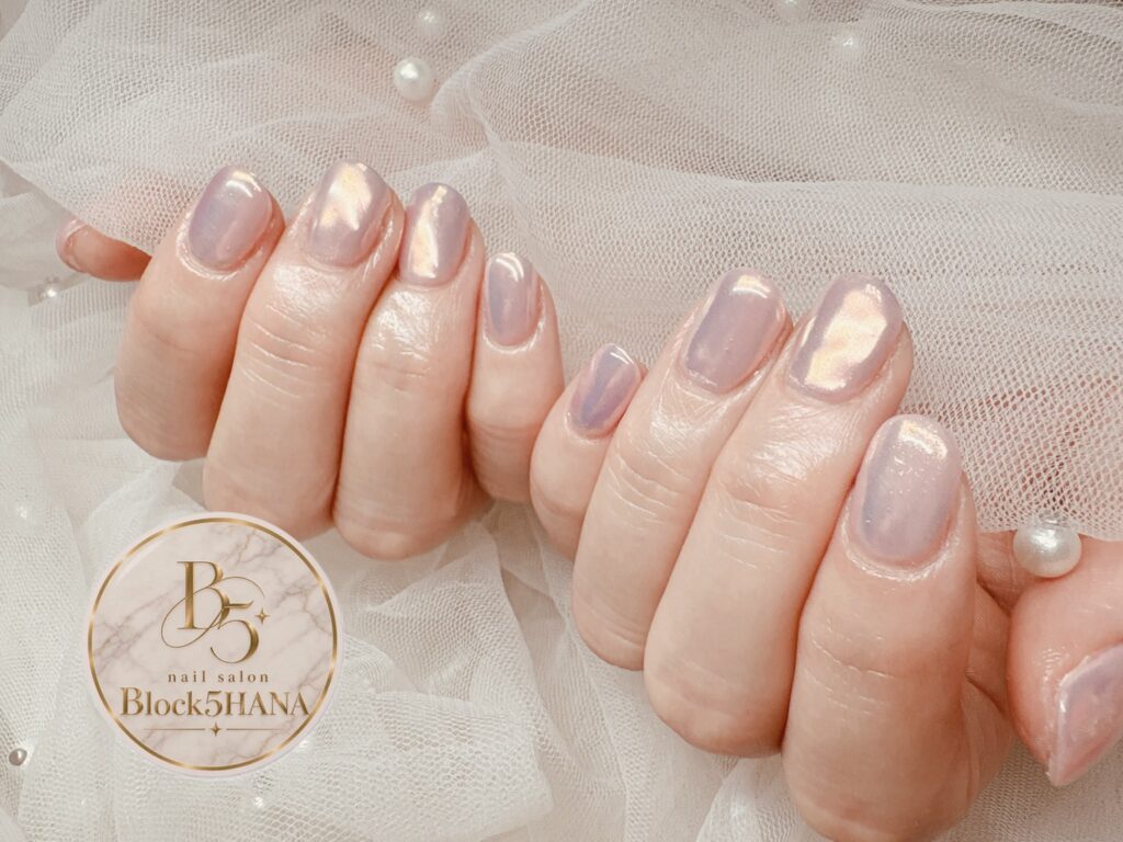 Nail No.4395【オーロラ×淡色パープルのうるつやネイル】
