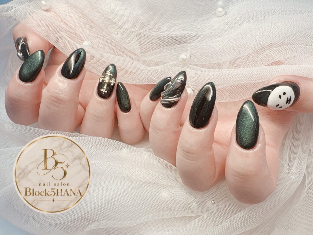 Nail No.4403【ブラックマグネット×キャラクターネイル】